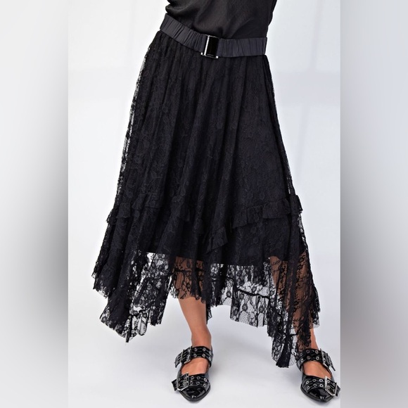 #85  Allover Lace Sharkbite Skirt - Black - Picture 2 of 7